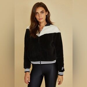 BRAND NEW Nike full zip NSW Wolf Sherpa loose fit Bomber Jacket Black White XS
